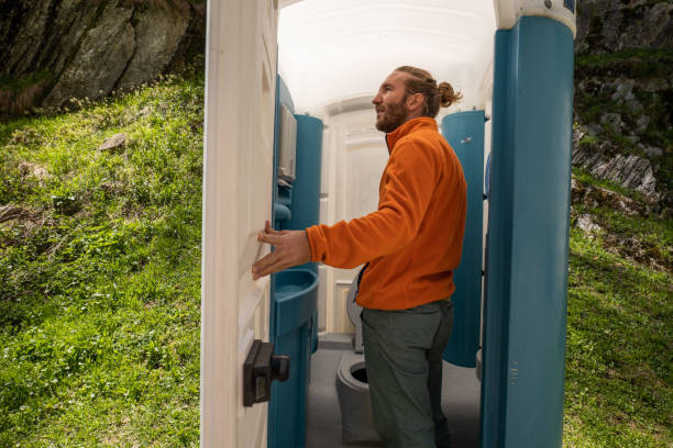Best Long-term porta potty rental  in Hwatha, IA