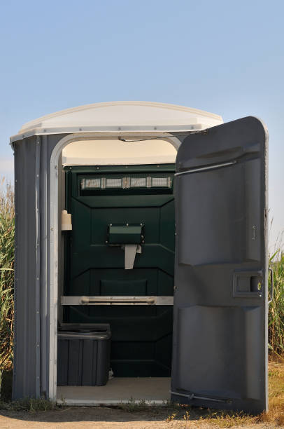 Best Local porta potty services  in Hwatha, IA