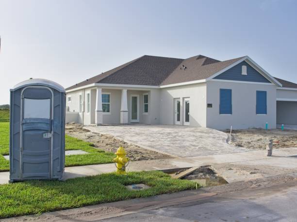 Best Construction site porta potty rental  in Hwatha, IA